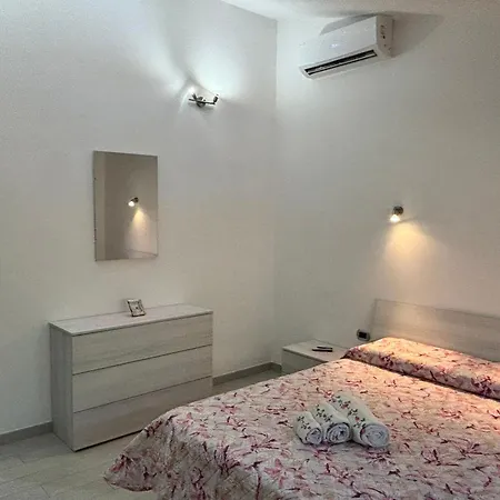 La Casa Di Marti Apartment *