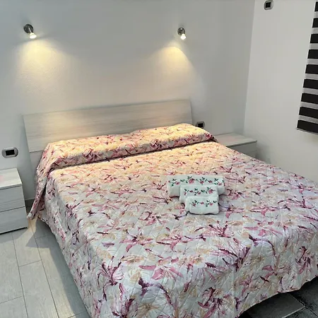 La Casa Di Marti Apartment *